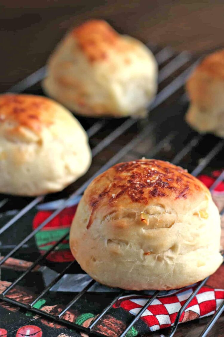 Homemade Onion Rolls Recipe