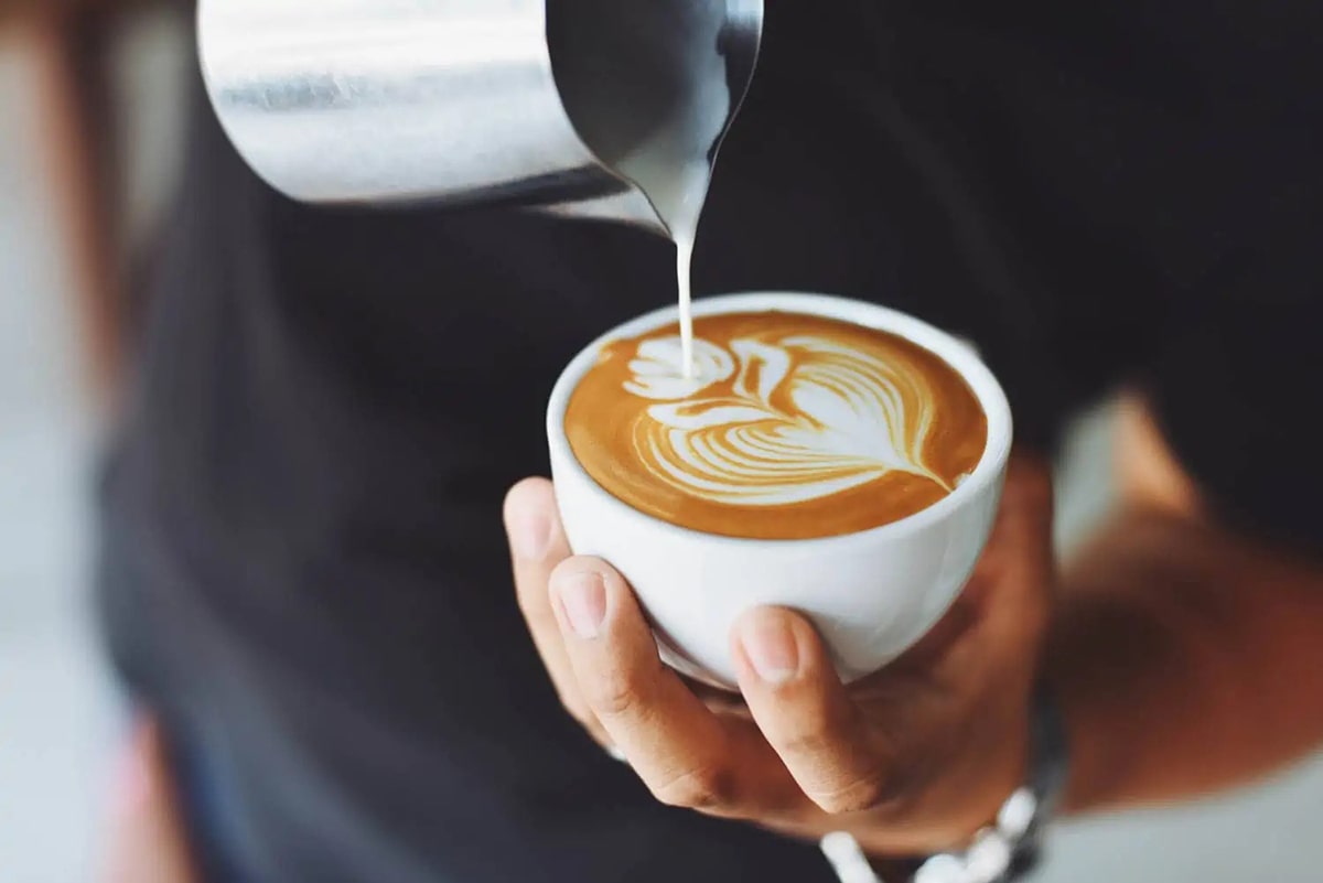 Sarah tried low-FODMAP milk for her Latte